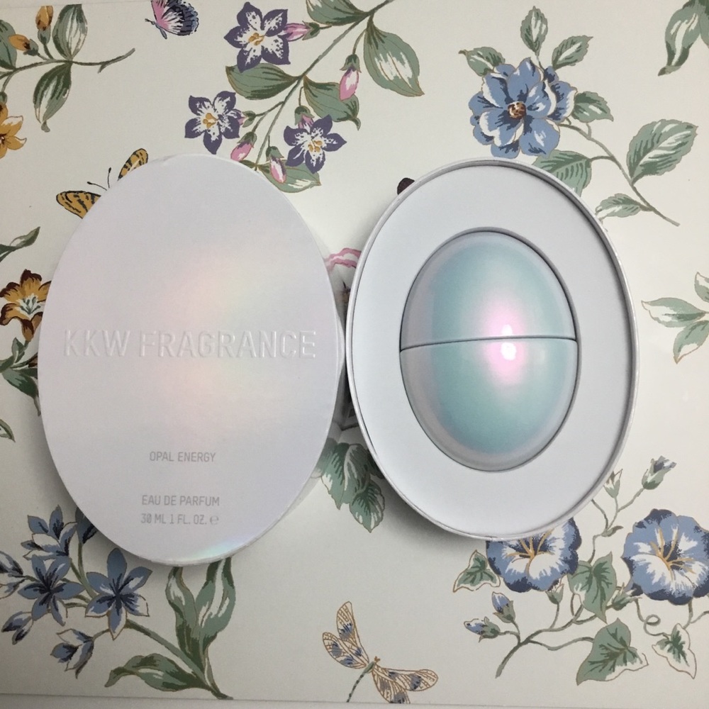 KKW Opal ENERGY Kim Kardashian